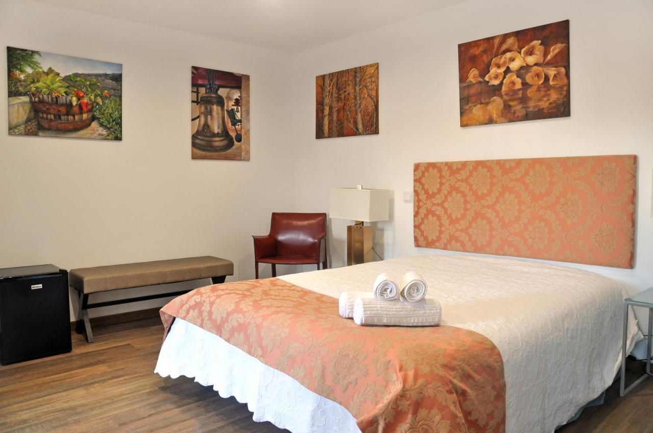 Sleep In Bucelas Exterior photo