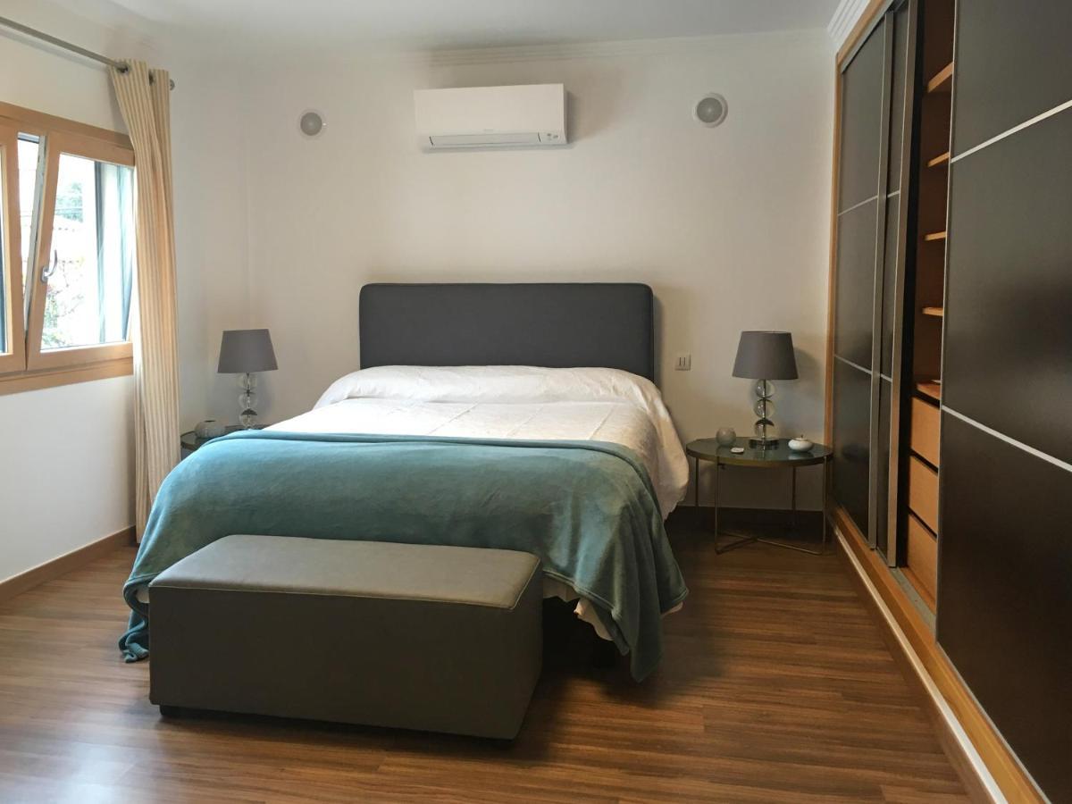 Sleep In Bucelas Exterior photo