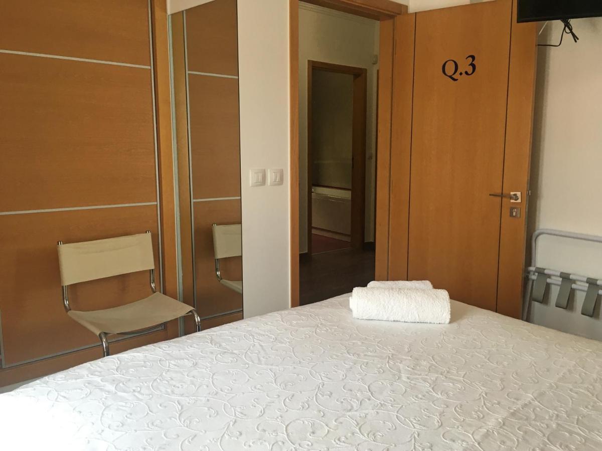 Sleep In Bucelas Exterior photo